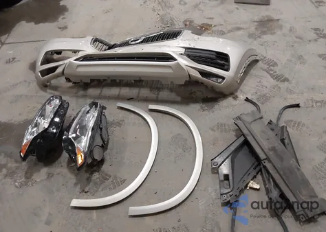 2016 Volvo Xc90 T5 Momentum из США, поврежденный, VIN YV4102XK8G1067857